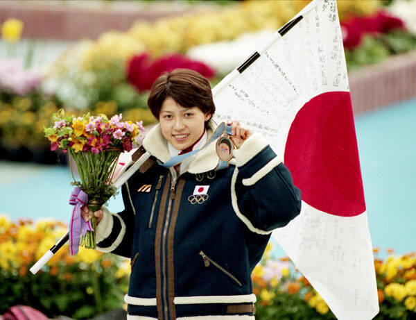 １９９８年２月長野五輪 岡崎朋美が日本女子短距離初の銅メダル スラップとの 格闘 年12月13日 エキサイトニュース