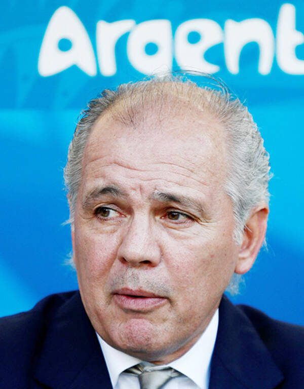アルゼンチンサッカー界に悲しみ再び マラドーナ氏に続き元代表監督サベラ氏が死去 年12月9日 エキサイトニュース
