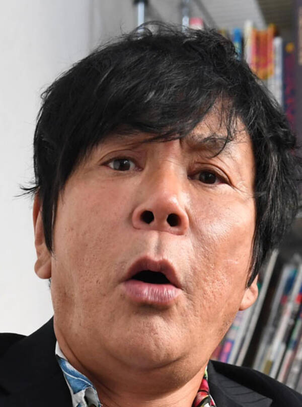 大仁田厚 酒を撒き散らした学生を叱る レスラーだって毒霧を自粛してるんだ 21年1月15日 エキサイトニュース