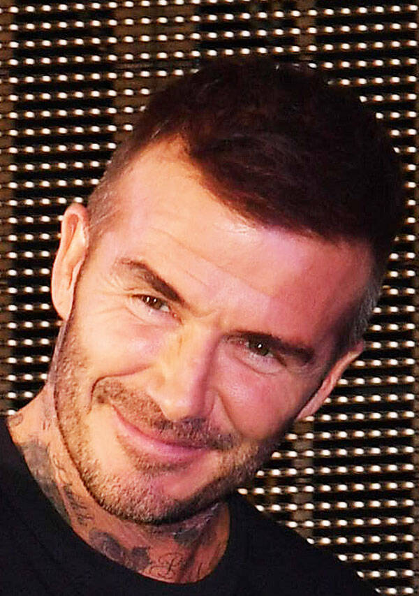 ベッカム氏三男 破天荒オークション で波紋 英国の平均年収の３倍以上です 21年1月19日 エキサイトニュース