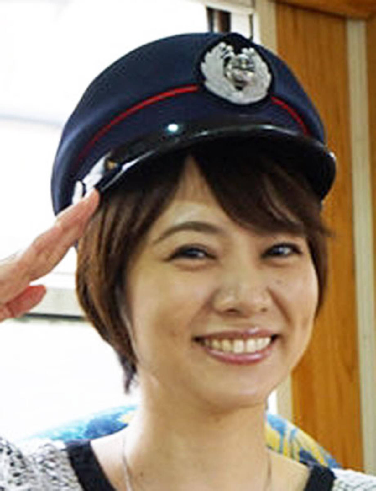 鉄道好き 高学歴女優の村井美樹が事務所退所を発表 今後の予定はブログで エキサイトニュース