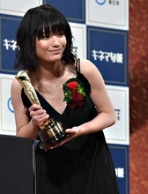 【キネマ旬報】１８歳・蒔田彩珠が助演女優賞「河瀬監督は怖くはなくて、愛情深い方」