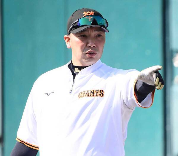 巨人 阿部二軍監督が現役復帰 期待の育成ルーキーへ 阿部塾 開講 21年4月17日 エキサイトニュース