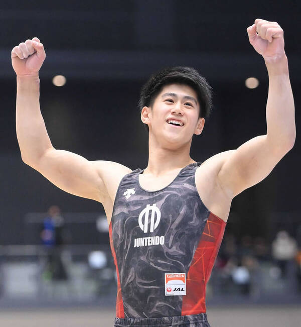 体操 １９歳 橋本大輝が予選７位から逆転で全日本初ｖ 五輪代表に前進 日本のエースと呼ばれるように 21年4月18日 エキサイトニュース
