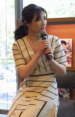 武田梨奈 回し蹴りでペットボトル開栓 絶賛続々で8万いいね 2019年7月7日 エキサイトニュース