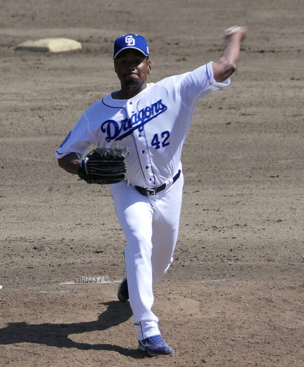 中日 新外国人左腕ロサリオがほろ苦 デビュー 二軍戦１回２失点も仁村監督 面白い 21年5月7日 エキサイトニュース