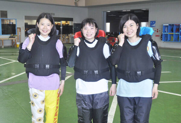 若松ボート 九州スポーツ杯 １２８期新人 １９歳３人娘 がデビュー戦にやる気満々 21年5月14日 エキサイトニュース