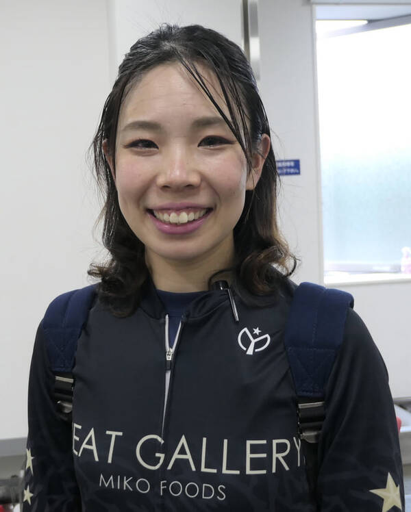 川崎競輪 ガールズ 二児の母 田口梓乃 家族のおかげで続けられています 21年5月21日 エキサイトニュース