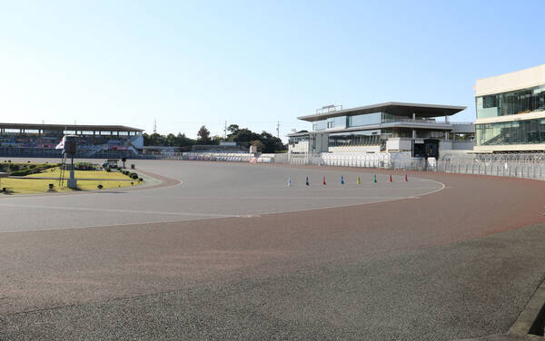 浜松オート sg日本選手権 初日4rで5車が落車 4人が病院搬送 2021年11月3日 エキサイトニュース