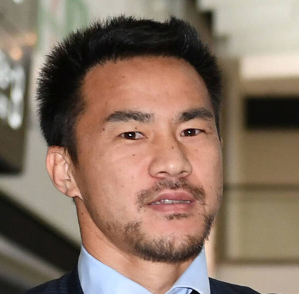 顔面負傷の岡崎慎司がインスタで痛々しい顔を公開 香川真司は ハンサムになった とイジり 21年11月10日 エキサイトニュース