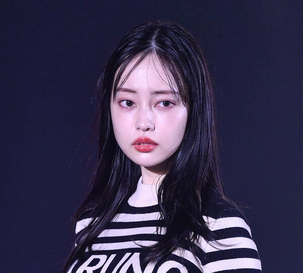 中村雅俊の三女 里砂が 整形前 写真を釈明 顔全体が腫れた 目も頬も膨らんだ 21年11月26日 エキサイトニュース 中村雅俊の三女 里砂が 整形前 写真を釈明 顔全体が腫れた 目も頬も膨らんだ 21年11月26日 エキサイトニュース