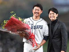 妻夫木聡が引退・松坂大輔に「また野球の世界に帰ってくる日を楽しみに待っています」