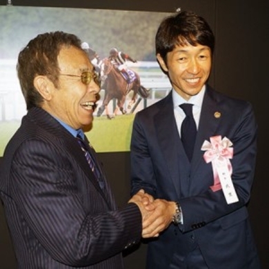 天皇賞 秋 キタサンブラック北島三郎オーナー 目が不自由でどこにいるかわからなかった 17年10月30日 エキサイトニュース