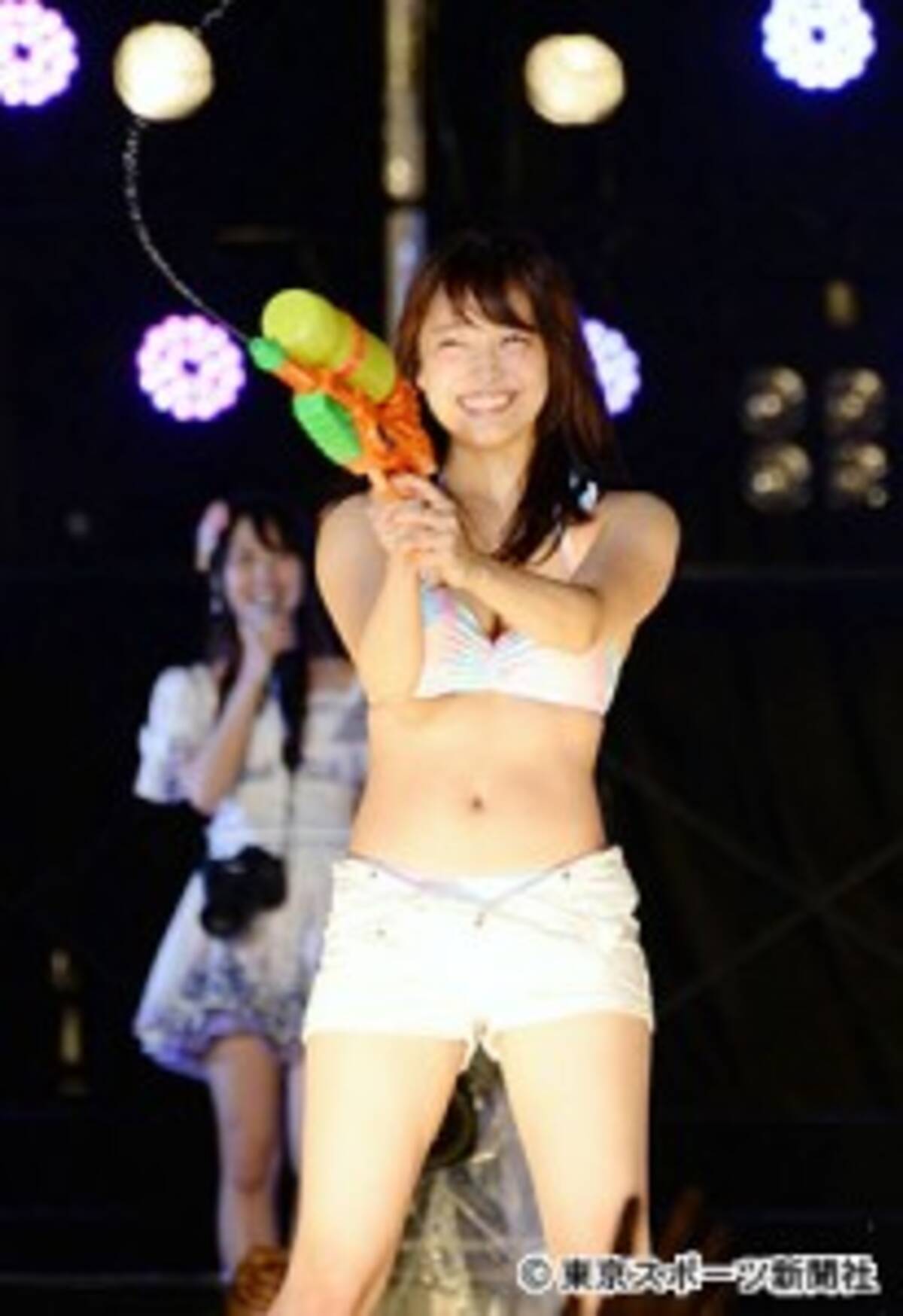 ｓｋｅ４８二村春香の 神乳 にどよめき 恒例 美浜ライブ にファン熱狂 16年8月23日 エキサイトニュース