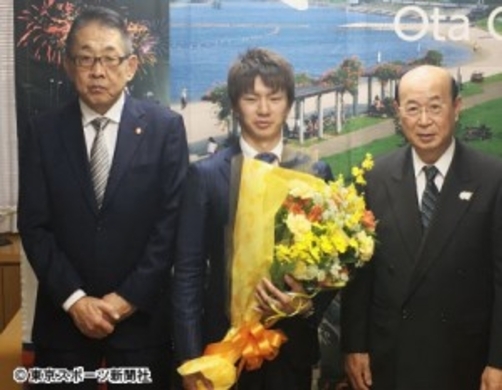 プロボクシング元wba世界フライ王者 坂田健史 第2の人生は 大学生 11年1月15日 エキサイトニュース