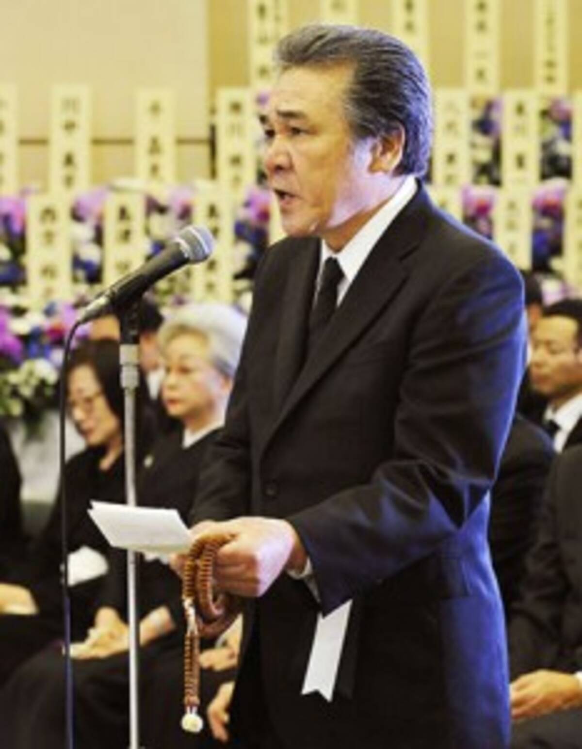 鳥羽一郎 船村徹さん告別式で弔辞 生涯オヤジと一緒です 17年2月23日 エキサイトニュース