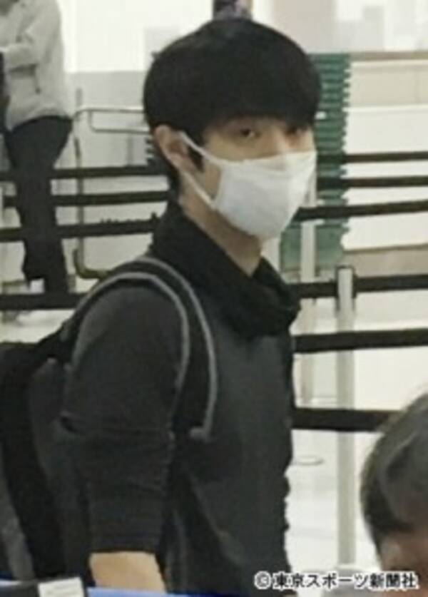 羽生結弦が世界選手権へ出発 マスク姿で おはようございます 2017年3月26日 エキサイトニュース