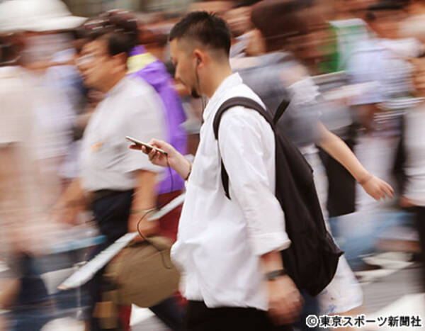 歩きスマホ なぜここまでイラつかせるのか 17年8月22日 エキサイトニュース