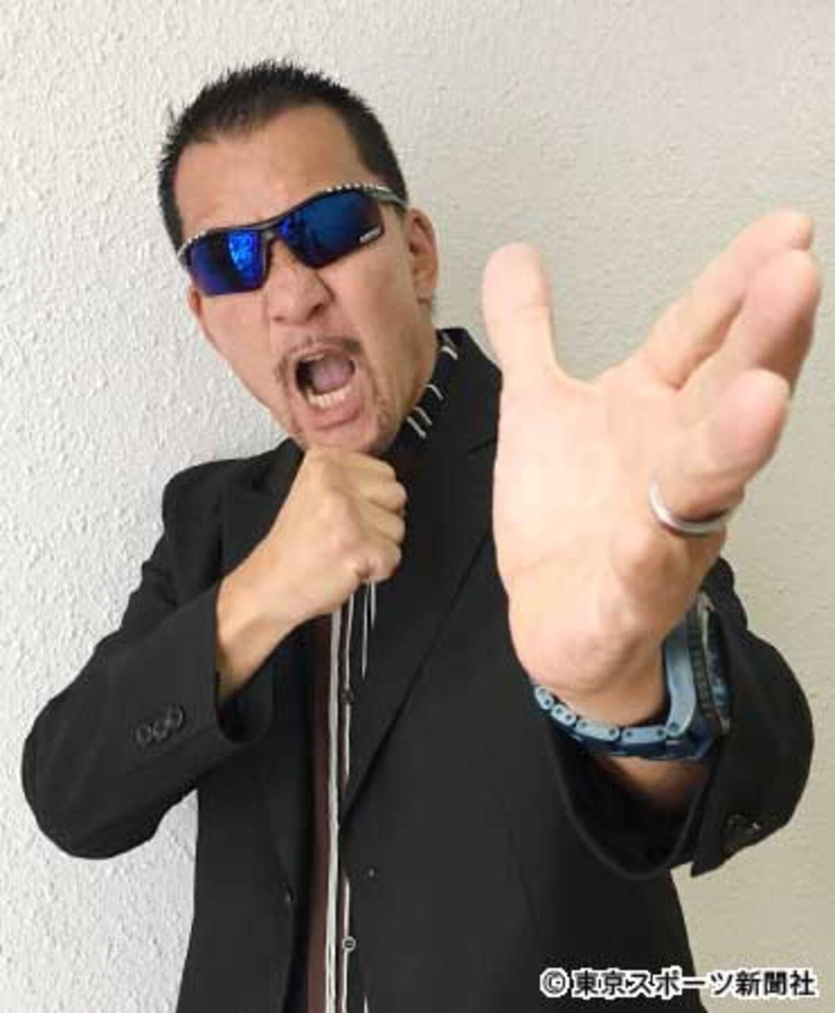 蝶野 民放の不倫報道に喝 芸能人の痴話ゲンカなんかどうでもいいこと 17年9月19日 エキサイトニュース