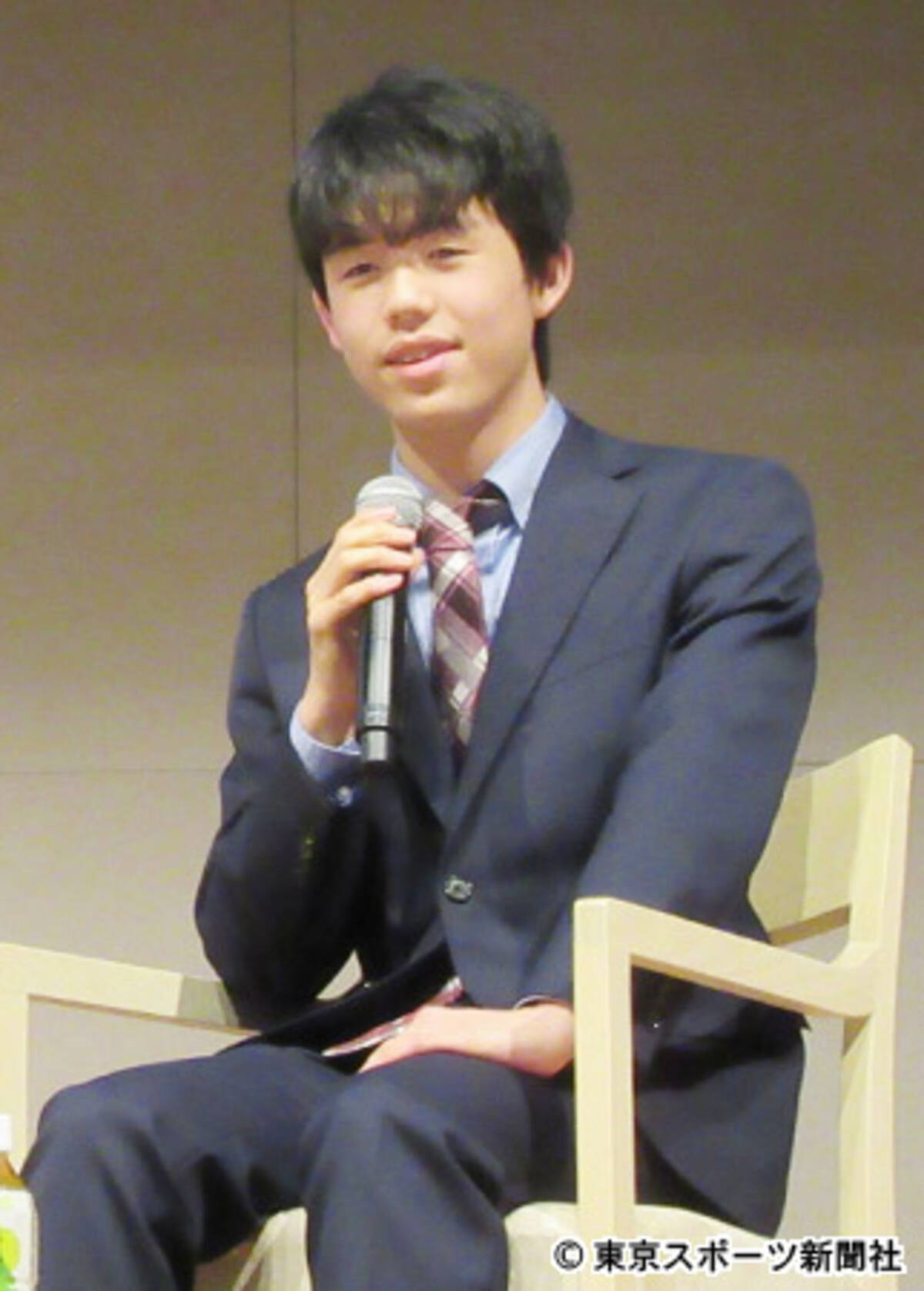 藤井四段 子供将棋大会で負けた時のエピソード封印 17年12月10日 エキサイトニュース