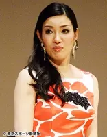 窃盗逮捕の ワンピース 歌手 裏切り 借金踏み倒し常習の あきれた素性 16年11月18日 エキサイトニュース