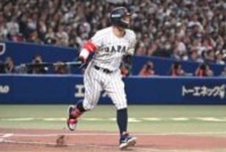 【侍ジャパン】４番・佐藤輝明がいきなりの先制３ラン！ スタメン奪取へ猛アピール