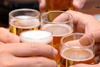 【酒飲みの新常識】元気なうちから心臓をいたわる飲み方を