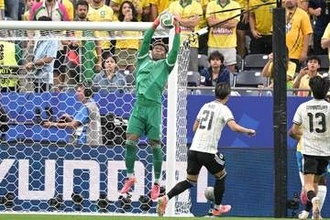 【日本代表】ＧＫ鈴木彩艶獲得へ名門ユベントスが電撃参戦「問い合わせを行っている」