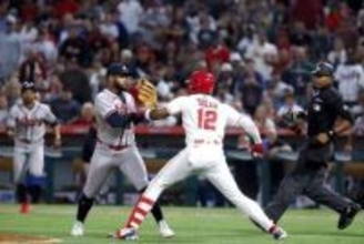 【ＭＬＢ】エンゼルスとブレーブスが大乱闘　死球に怒る打者に投手はボールを握ったままヘルメットにパンチ