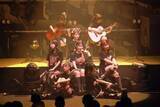 「ＯＣＨＡ　ＮＯＲＭＡ　７・８リリースの新曲をライブ初パフォ　アコギ披露の窪田七海「もっと成長したい」」の画像1