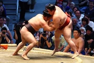 【大相撲】綱取り霧島　原動力は〝家族愛〟　子煩悩パパが無傷４連勝