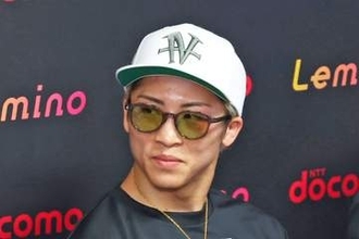 井上尚弥とリマッチの布石？ 世界２階級王者タパレスがフェザー級〝先回り〟転向を発表
