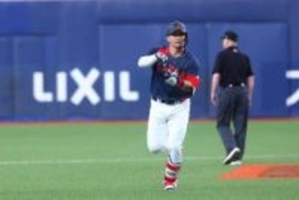【侍ジャパン】〝お茶たてポーズ〟連発で阪神に勝利　先制弾の鈴木誠也「前回に迷惑をかけた」