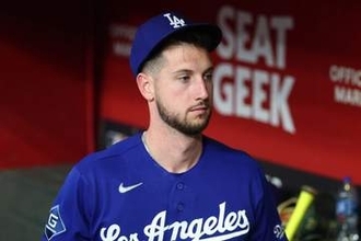 【ドジャース】タッカーとラッシングが次々負傷交代「捕手をまた失えば困難な状況になる」米報道