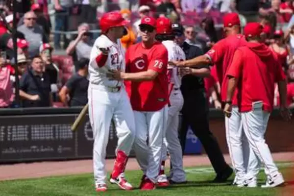 【ＭＬＢ】「くたばれ」「座れ」ジャイアンツとレッズが試合後に乱闘　両監督「見ていなかった」