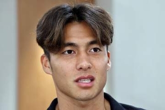 佐野航大が移籍後初ゴール　右足で豪快ミドル、ＰＳＶ４―１勝利に貢献
