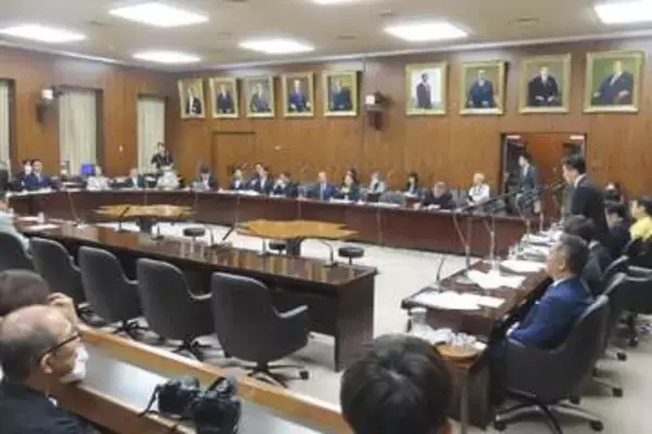 国会大荒れ！「副首都法案」めぐり野党が参院特別委で審議ストップ　付帯決議で採決合意へ