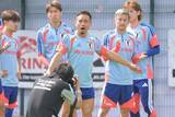 「【日本代表】３９歳・長友佑都〝Ｗ杯の魔力〟で「めちゃくちゃ元気」「疲れも蒸し暑さも感じない」」の画像1