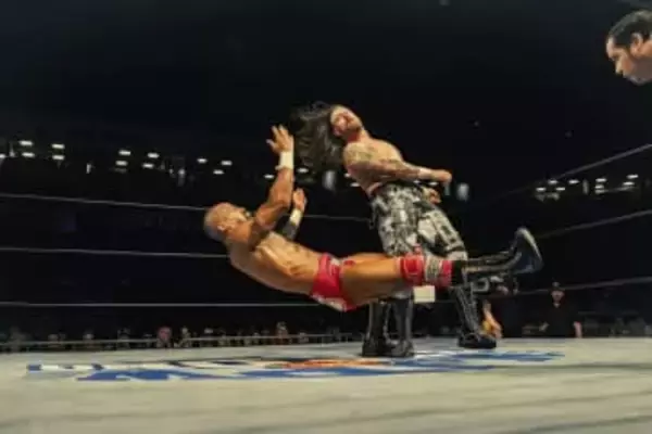 【新日本】ＷＷＥ行きがささやかれるフィンレーが〝ラストマッチ〟完勝　マイクを握るも無言で退場