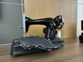 第１３回ジェネリック家電製品大賞は１２オンスのデニム１２枚重ねで縫えるミシン