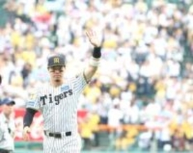 【阪神】佐藤輝明が豪快８号弾で３戦連続の猛打賞　藤川監督も絶賛「らしくやってくれてますね」