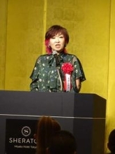 清水ミチコ　芸術選奨・文部科学大臣賞「（ものまね）レパートリーの皆さんが受賞したんだなと」