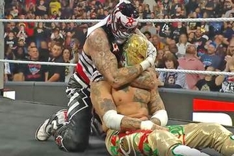 【ＷＷＥ】ペンタ　弟レイ・フェニックスとの大熱戦制し世界ヘビー級の挑戦権獲得「セル・ミエド！」