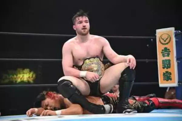 【新日本】カラム・ニューマン　オスカッター2.0で鷹木信悟を前哨戦ＫＯ「泣いて嫁のところへ帰れ」