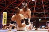 「【新日本・ＢＯＳＪ】デスペラードが２敗守りＢブロック単独首位「KUSHIDA、俺にとって必要な相手だ！」」の画像1