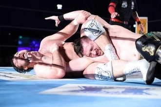 【新日本・Ｇ１】ウルフアロンが前ＩＷＧＰ王者カラムから価値ある４勝目　まさかの〝カツシカンデストロイヤー〟さく裂