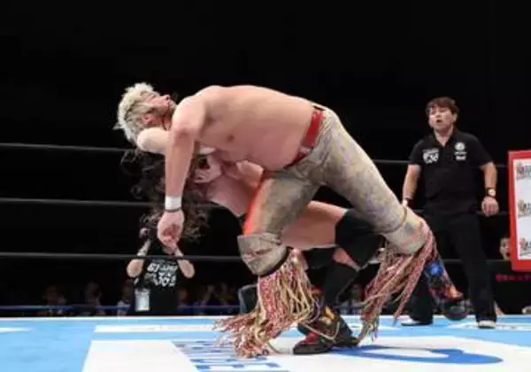 【新日本・Ｇ１】辻陽太がＳＡＮＡＤＡのデッドフォールに沈む　歴代ＩＷＧＰ世界王者にまさかの連敗