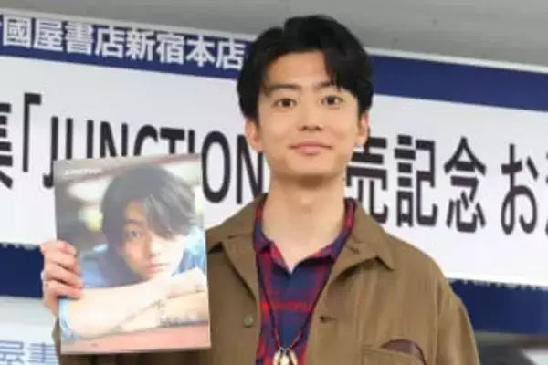 伊藤健太郎　４年ぶり写真集は沖縄でサーフィン「僕からすると公私混同」