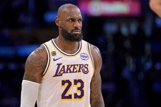 【ＮＢＡ】レブロン・ジェームズにウォリアーズ移籍浮上　カリーも反応「非常にユニークな物語」＝米報道