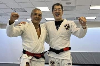 ヒクソン・グレイシー氏が高田延彦氏に黒帯を授与「師弟関係になり大変誇らしく思う」